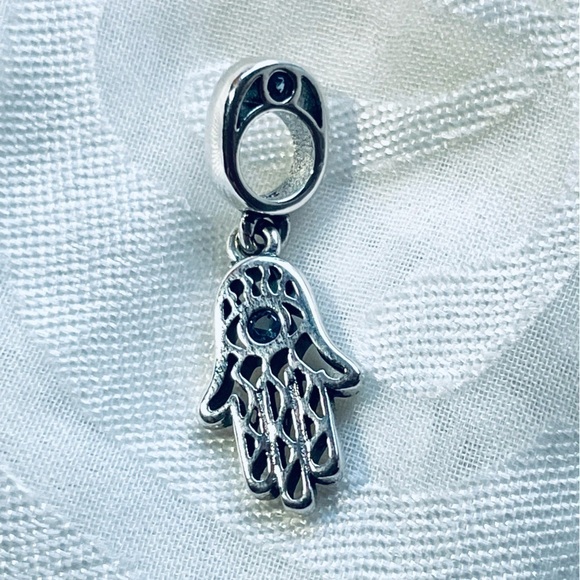 🧿 NWOT Blue Evil Eye Hamsa Hand Charm ✨ - Picture 3 of 10